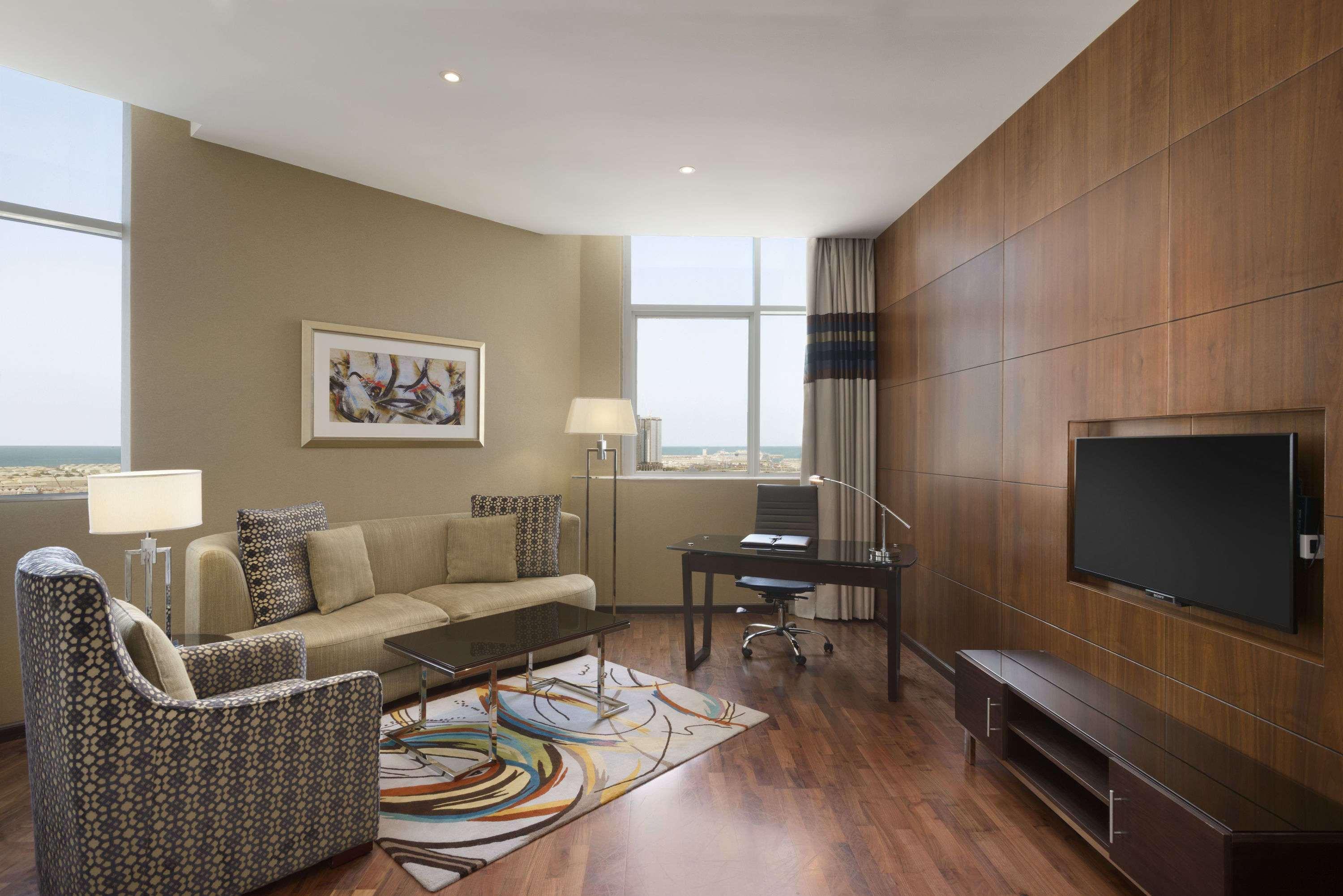 Ramada Corniche Hotel