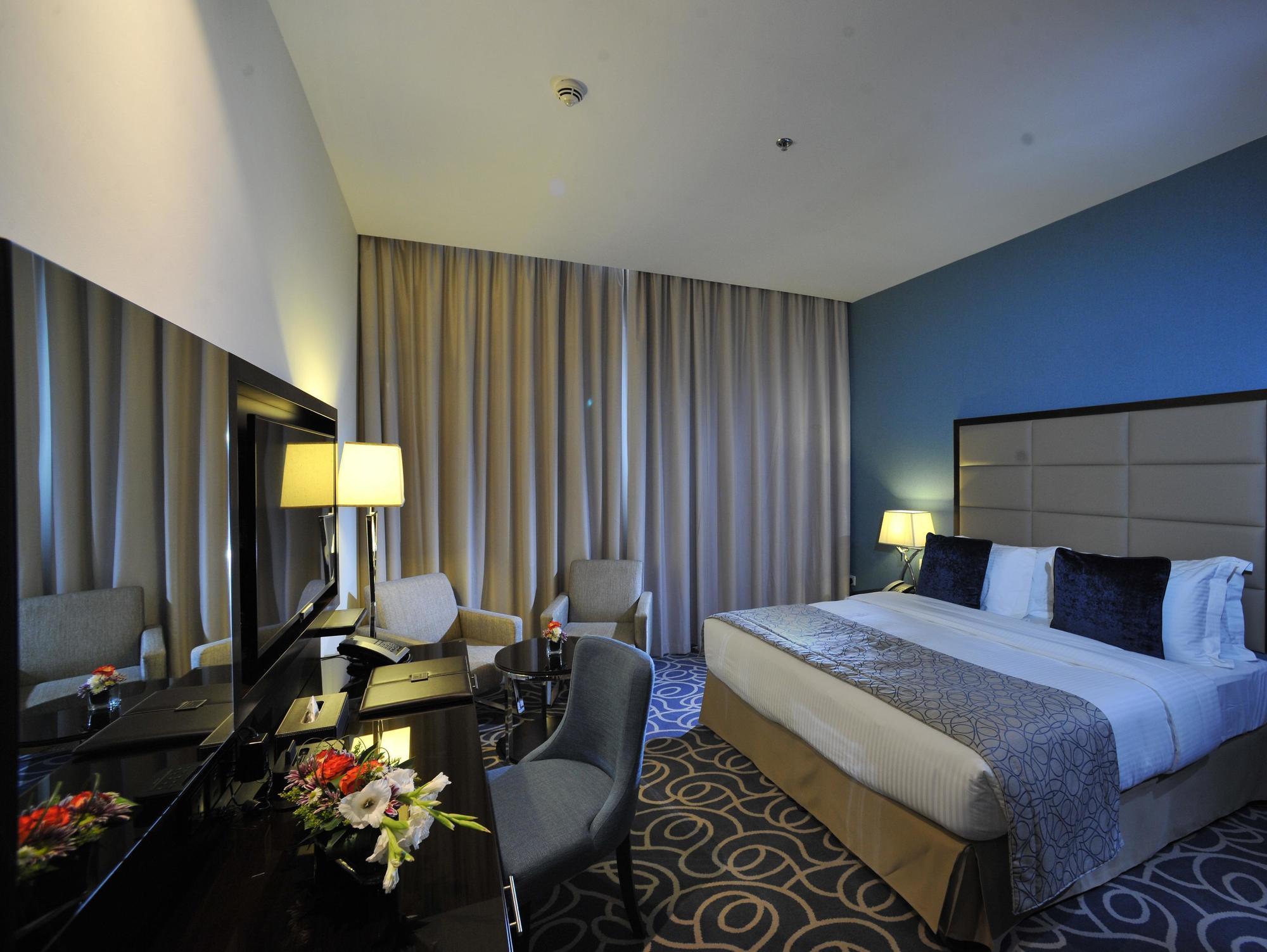 Ramada Corniche Hotel Abu Dhabi